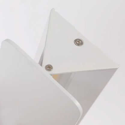 Modern LED Swing Wall Lamp – Adjustable Aluminium Sconce