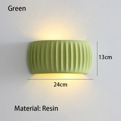 French Resin Wall Lamp – Textured Modern Bedside Sconce