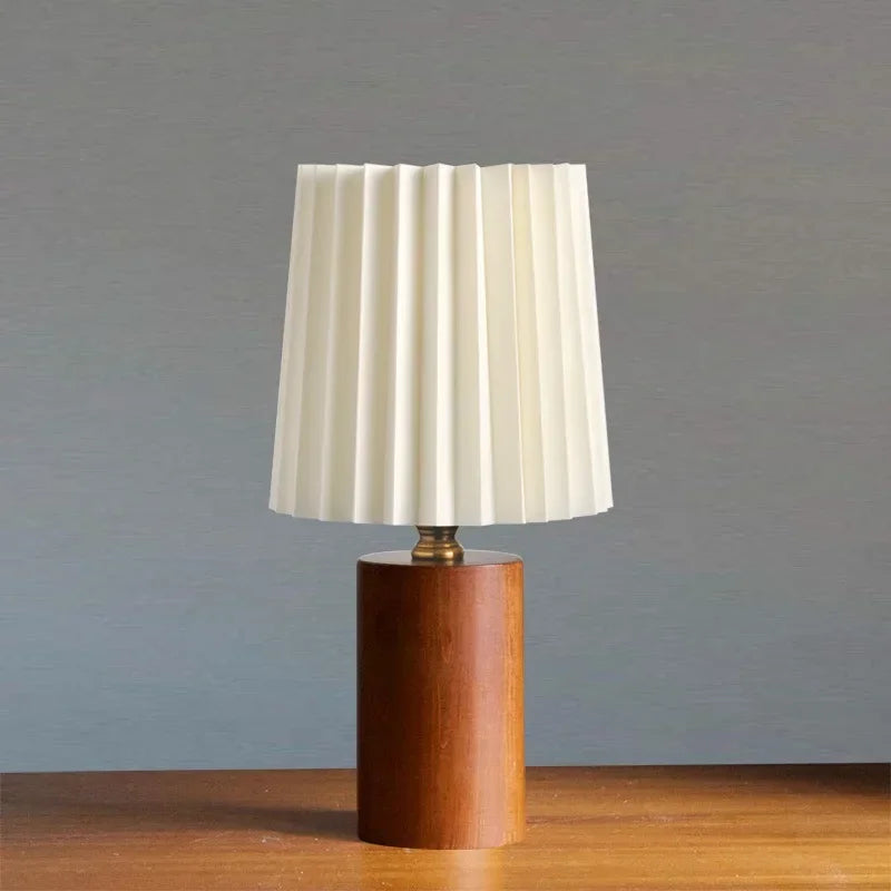 Vintage Pleated Table Lamp – USB Nordic Wood Base Lamp