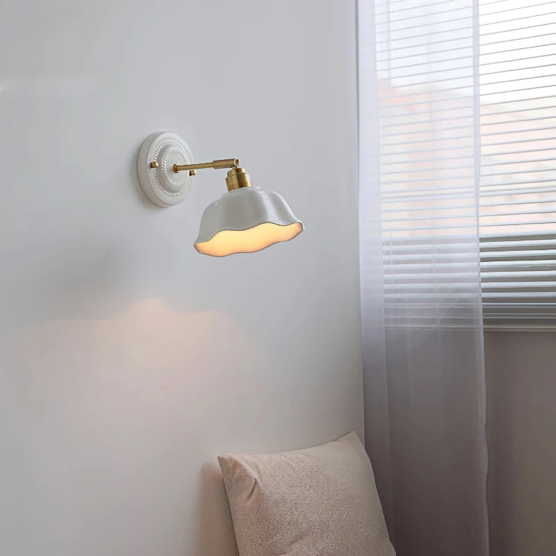 Nordic Cream Ceramic Wall Lamp – Vintage Flower Sconce