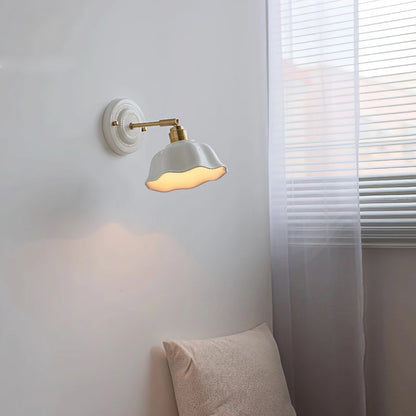Nordic Cream Ceramic Wall Lamp – Vintage Flower Sconce
